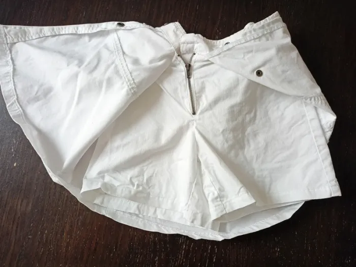 Jupe short en jean blanche 8 ans N*0936 - photo numéro 3