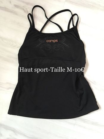 Haut sport taille M