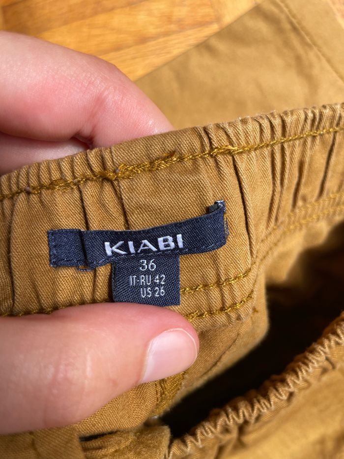 Short garçon moutarde kiabi neuf T.36 - photo numéro 5