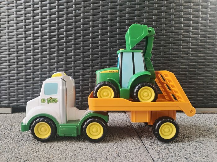 John deere - tracteur Johnny et sa dépanneuse