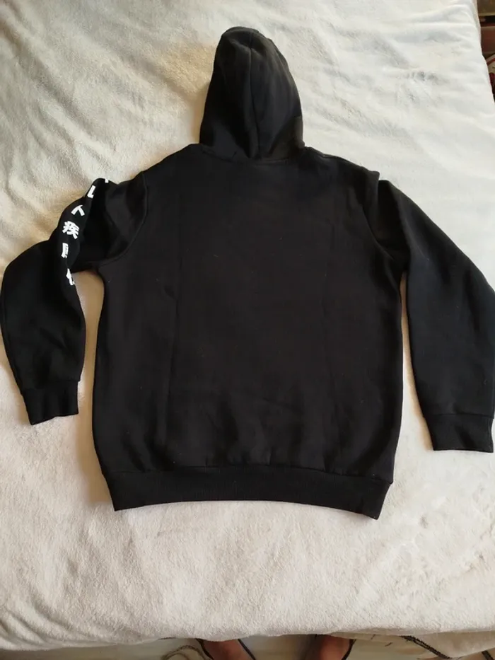 Pull à capuche Naruto Kiabi taille M - photo numéro 8