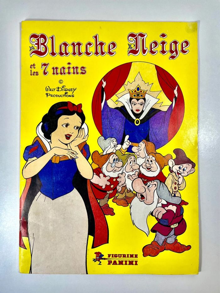 Album Panini Disney vintage : Blanche Neige et les 7 Nains 1983
