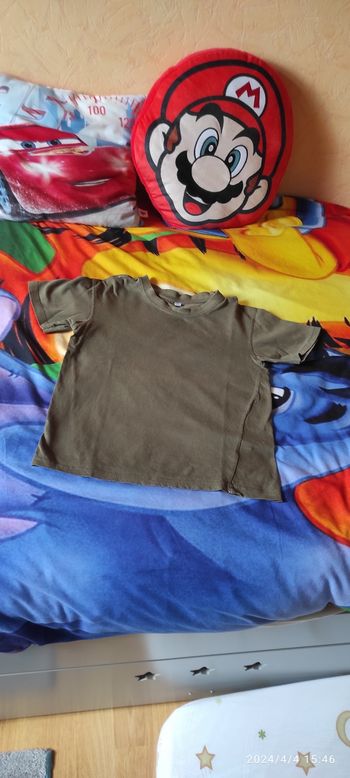 Tee-shirt Kaki 8 ans
