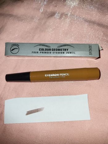 crayon à sourcils marron clair NEUF JAMAIS SERVI