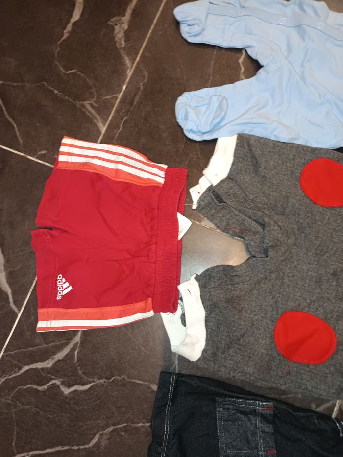 Lot de 4 vêtements garçon 3 mois - photo numéro 3
