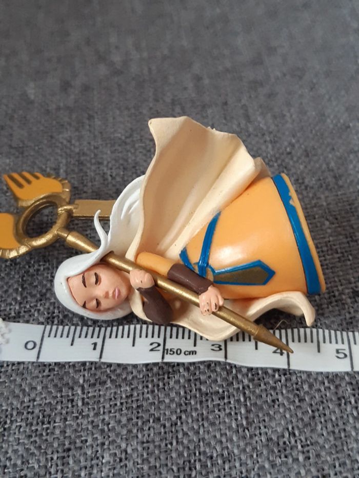 Petite Figurine Ubisoft : Might and Magic : Priestess - photo numéro 8