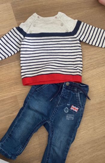 Jean + pull 6 mois