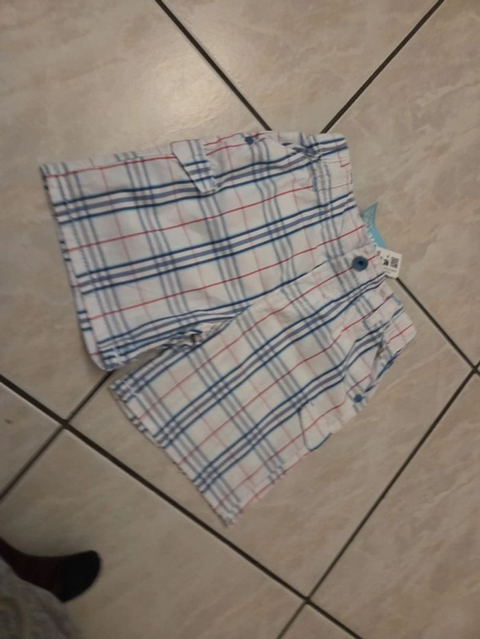 Short okaidi neuf 3 ans - photo numéro 2