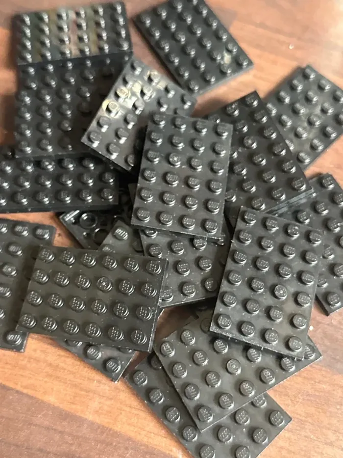 20 plate lego 4 x 6 ref 3032 Black - photo numéro 2
