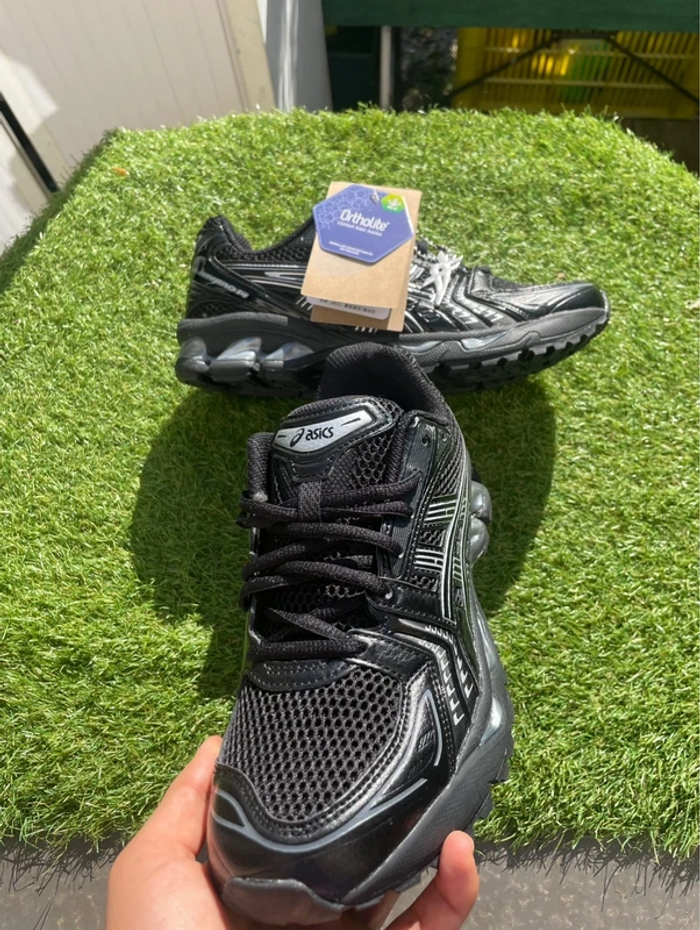 ASlCS Gel-Kayano 14 Noir 43.5 - photo numéro 4