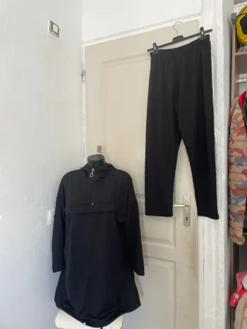 Ensemble, fluide noir n°427
