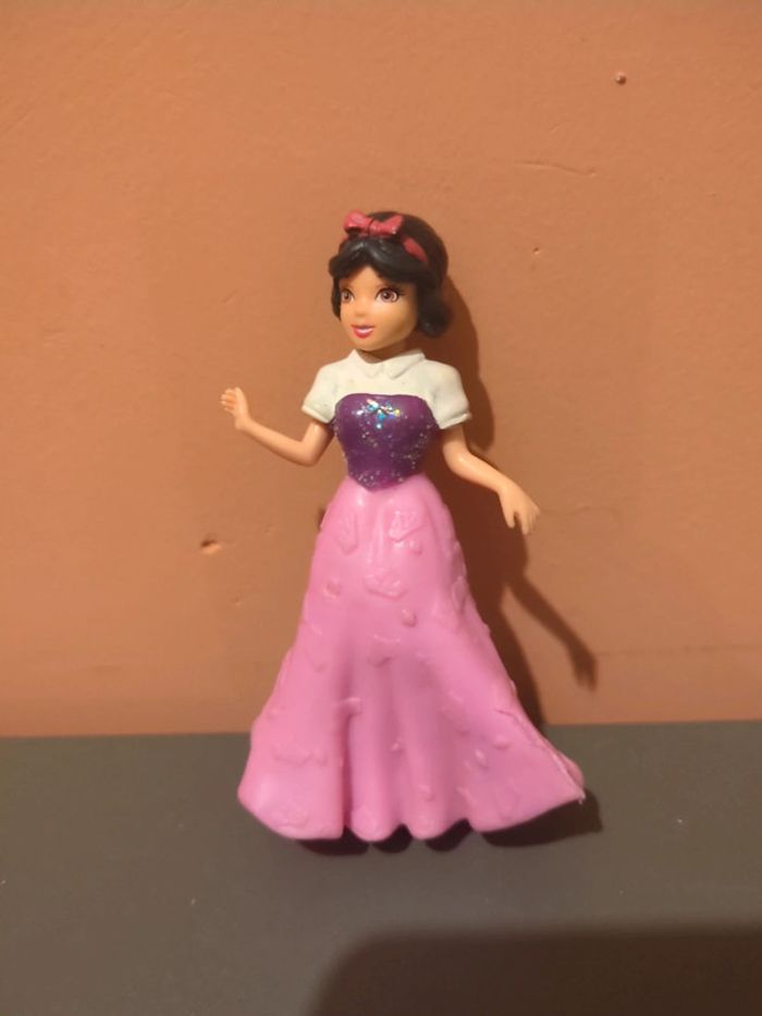 Figurine Polly Pocket Disney Magiclip Blanche Neige