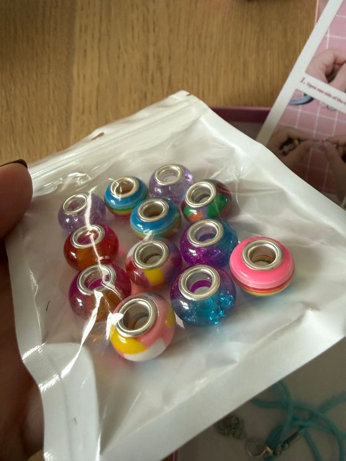 Kit bracelets neufs - photo numéro 4