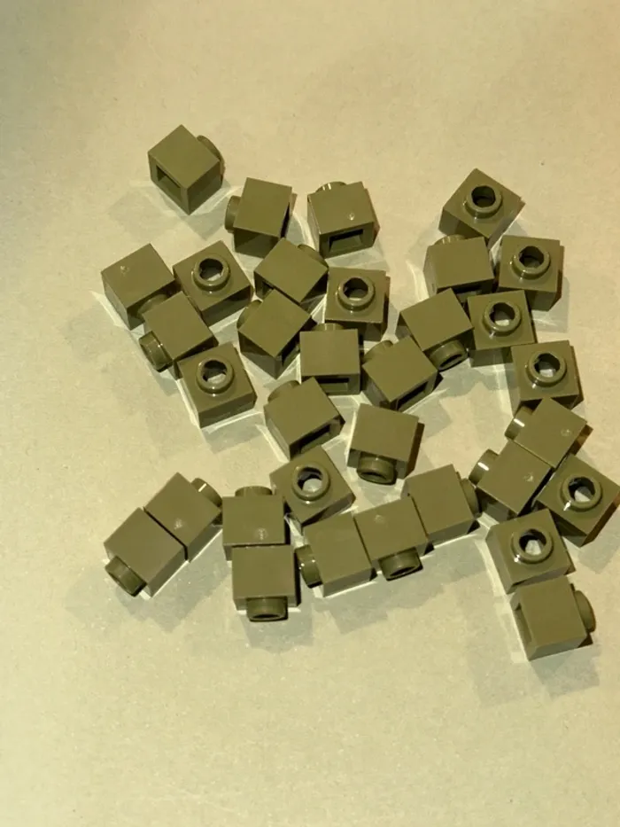 30 Lego Brick, Modified 1 x 1 x 2/3 with Open Stud ref 86996 Olive Green - photo numéro 2