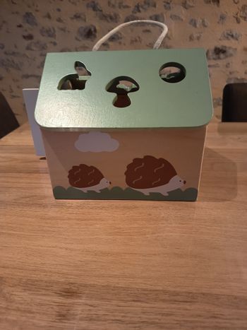 Maison d'encastrement 