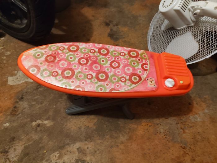 Table à repasser enfant