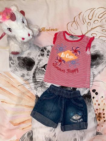 Ensemble haut et short, taille 6 mois, marque Lee Cooper.