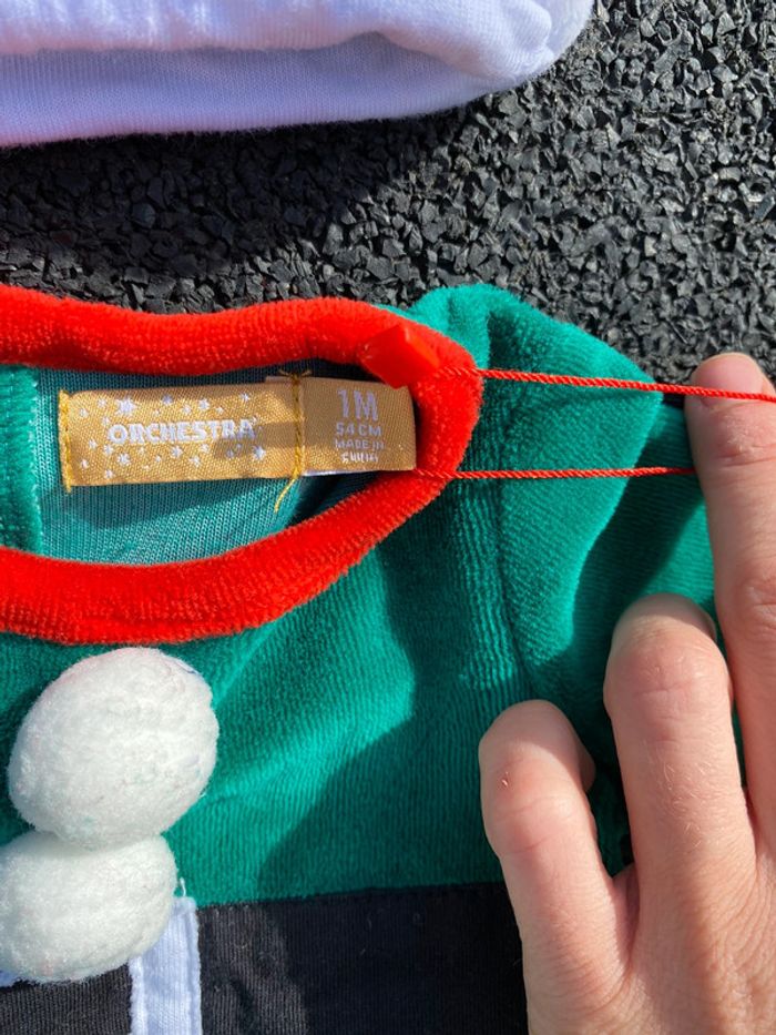 Pyjama / déguisement 1 mois 🍀 - photo numéro 2