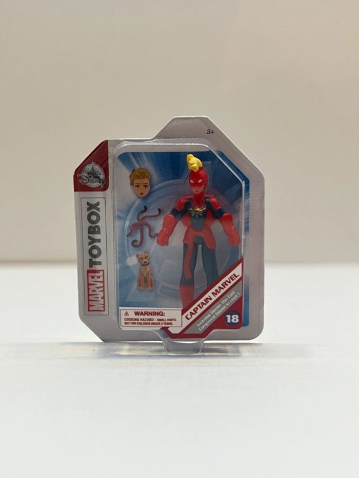 Mini Brands Disney Store série 1 - Captain Marvel