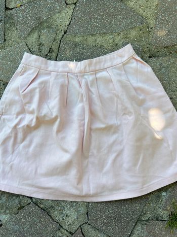 Jupe courte rose stradivarius taille 40