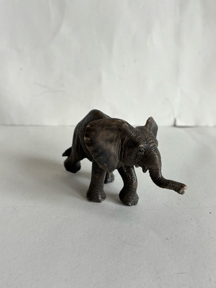 Éléphanteau Schleich - photo numéro 4