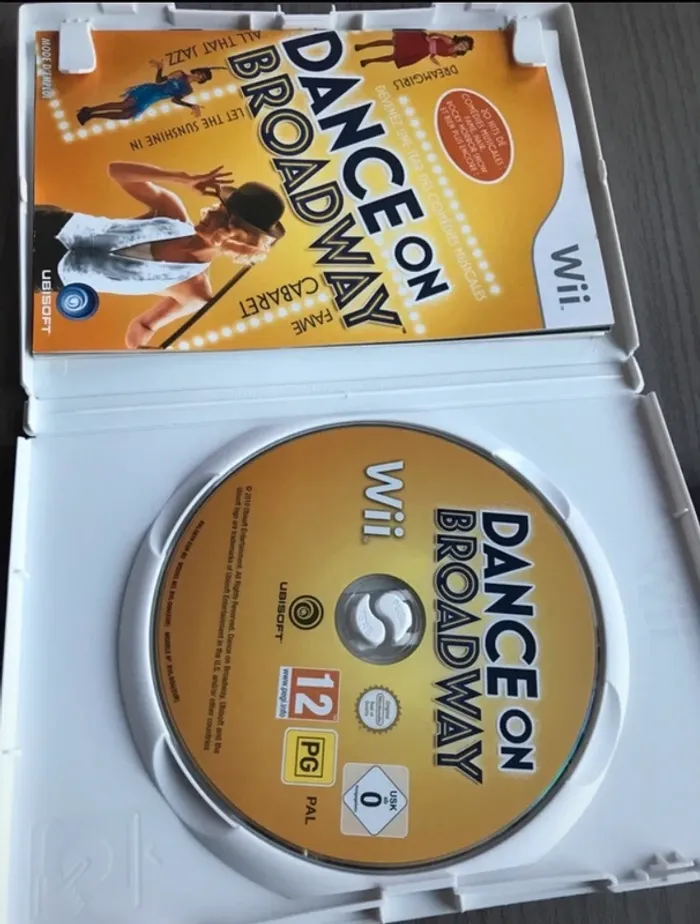 dance on brodway sur Nintendo wii testé et fonctionnel complet avec notice - photo numéro 5