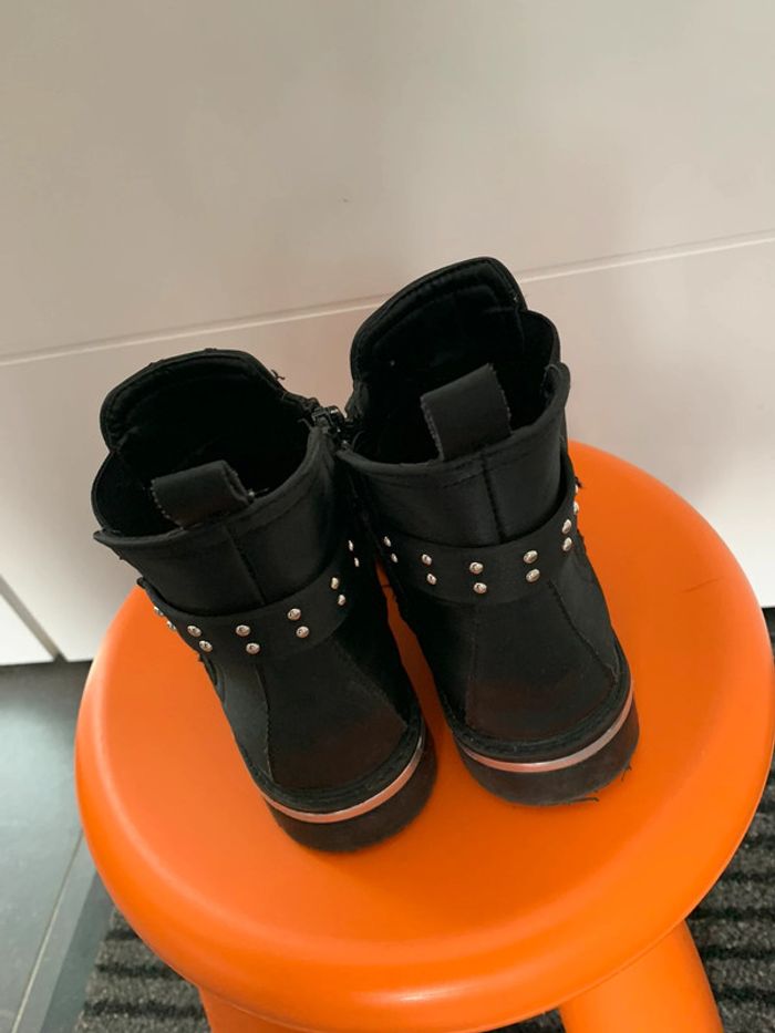 Bottines pointure 32 - photo numéro 2
