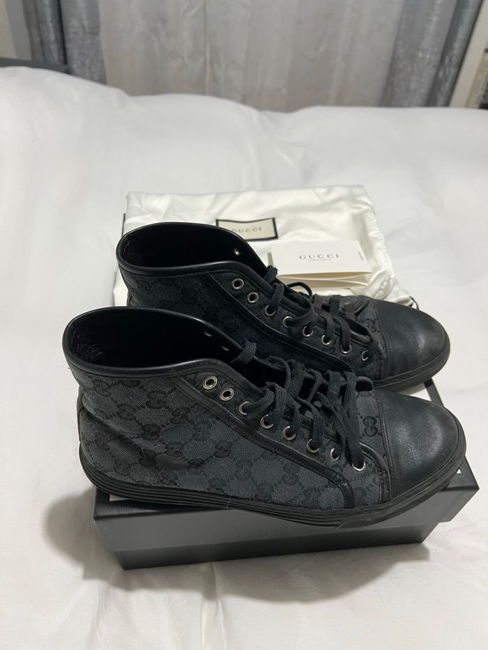 Baskets/chaussure habillées Gucci en toile et cuir taille 43
