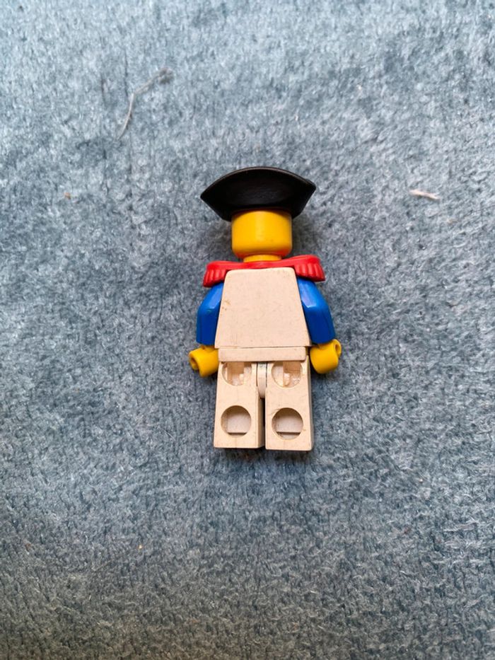 Minifigurine lego Pirates I Imperial Soldier Sailor - photo numéro 2