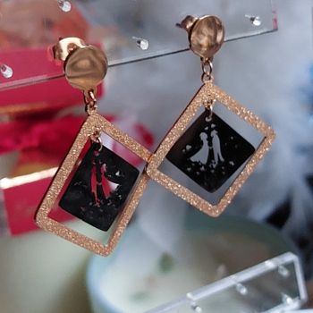 Boucles d'oreilles neuves en acier inoxydable