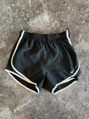 Short sport noir femme Nike taille XS Pantalón corto deportivo mujer Pantaloncino donna Damen