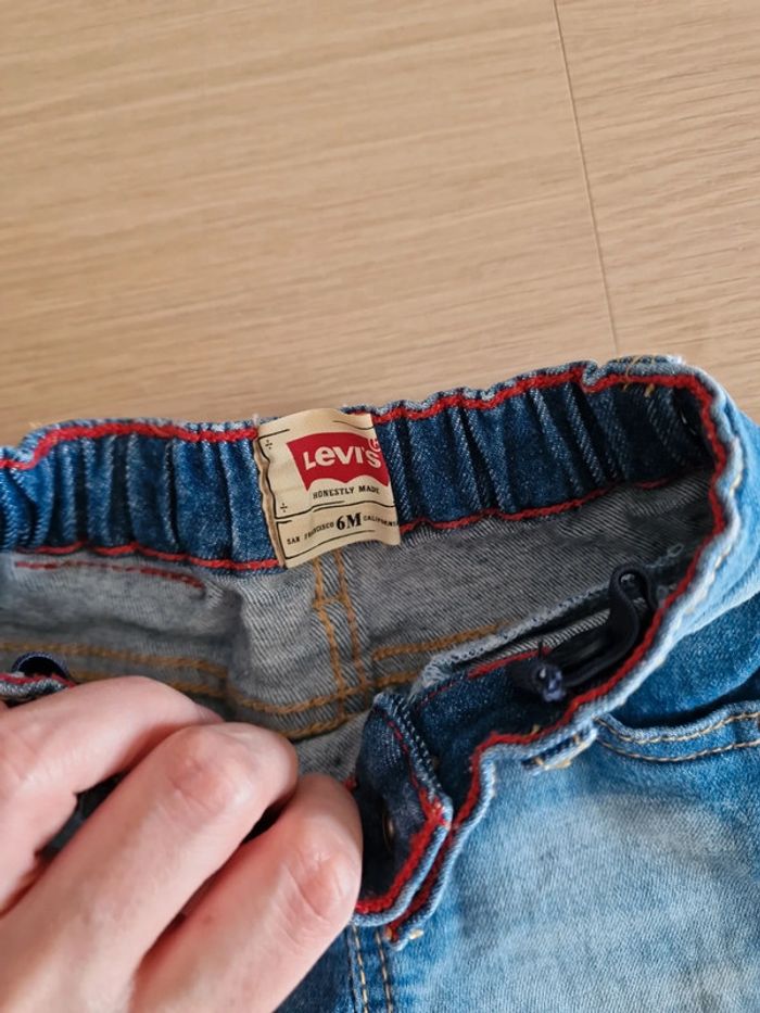 Short levis 6 mois - photo numéro 2