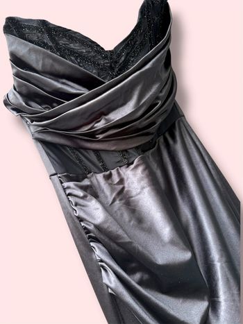 Très belle robe de soirée