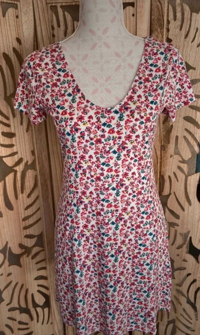 Robe col V fluide imprimée fleurie - photo numéro 2