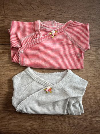 Lot de 2 bodies - 1 mois