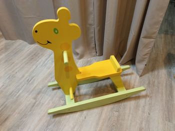 Bascule en bois girafe.