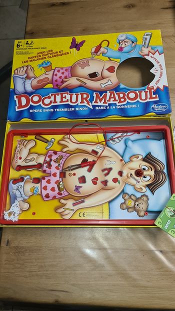 Jeu de société Docteur Maboul des éditions Hasbro,