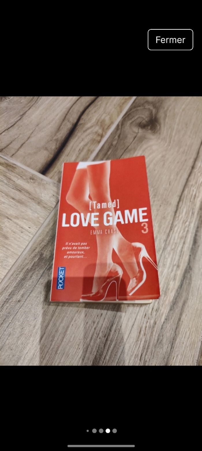 Trilogie love game 
Tome 1 trangled
Tome 2 twisted 
Tome 3 tamed
Auteur Emma Chase - photo numéro 6