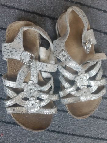 Sandales 26
