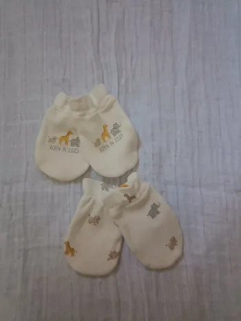 Lot de 2 paires de mouffles bébé - C&A