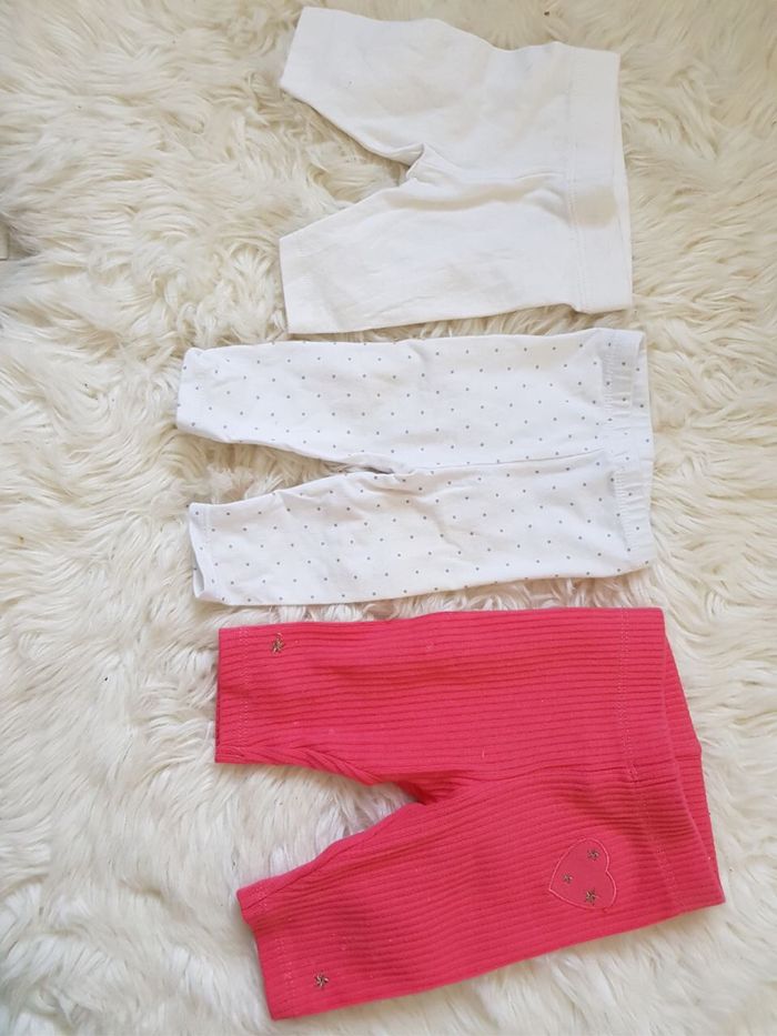 Lot de 3 leggings taille 1 mois