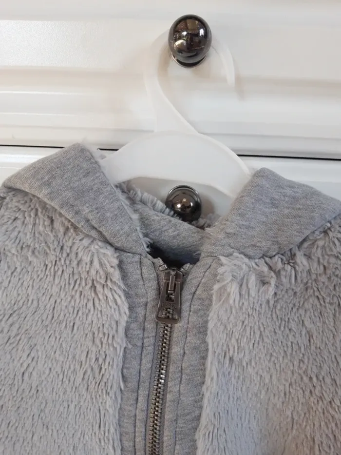 Gros gilet chaud zippé à capuche bi matière - photo numéro 5