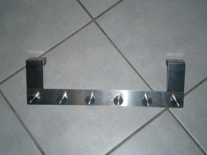 Patère de porte en métal argenté