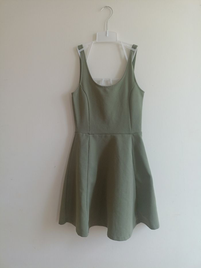Robe kaki - photo numéro 2