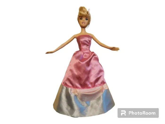 Poupée barbie cendrillon - photo numéro 3