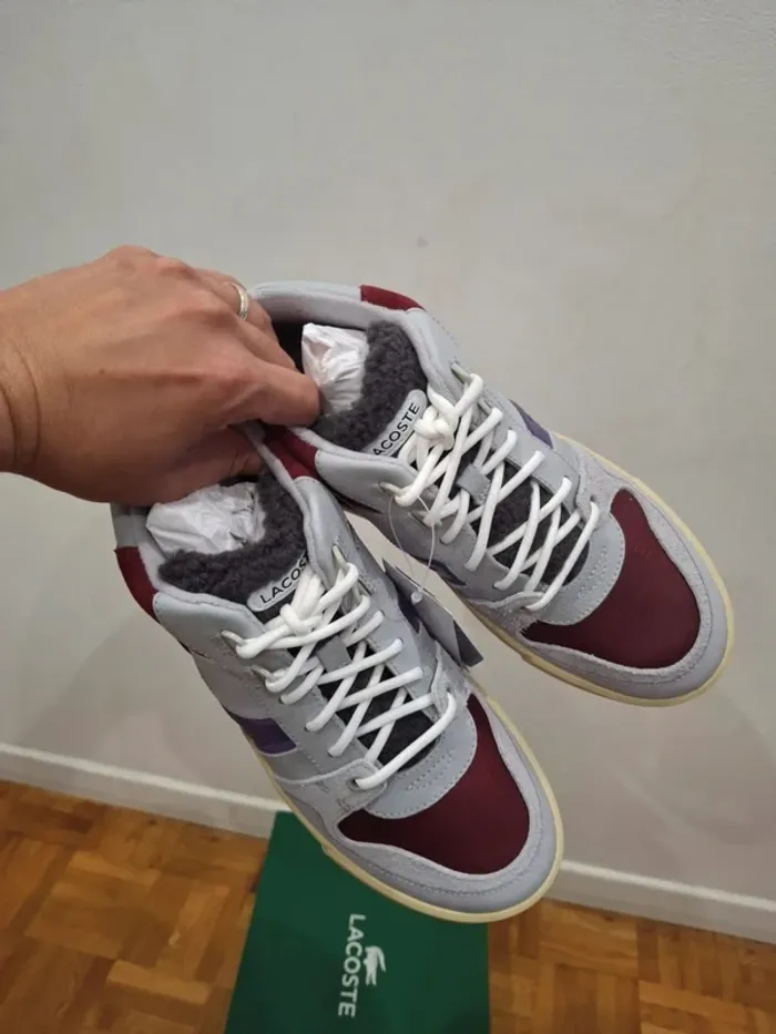 Baskets sneakers lacoste neuves avec boîte taille 39 - photo numéro 4