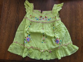 1 débardeur fille 4 ans 