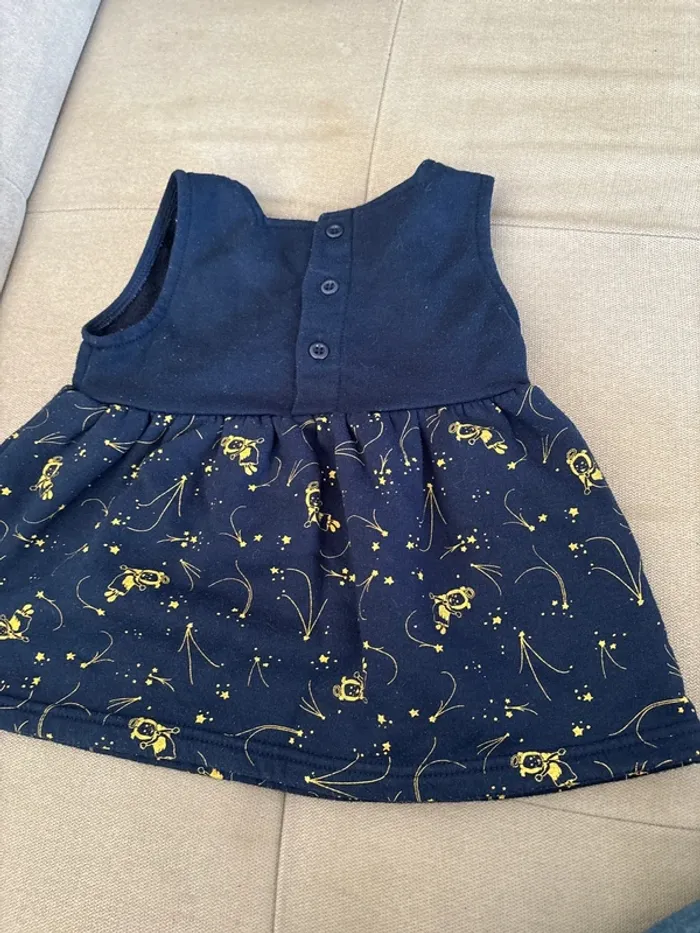 Robe 6 mois - photo numéro 2