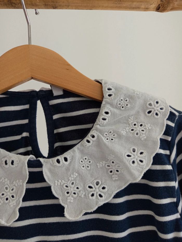 Haut marinière avec col Claudine blanc en broderie anglaise 10 ans - photo numéro 2