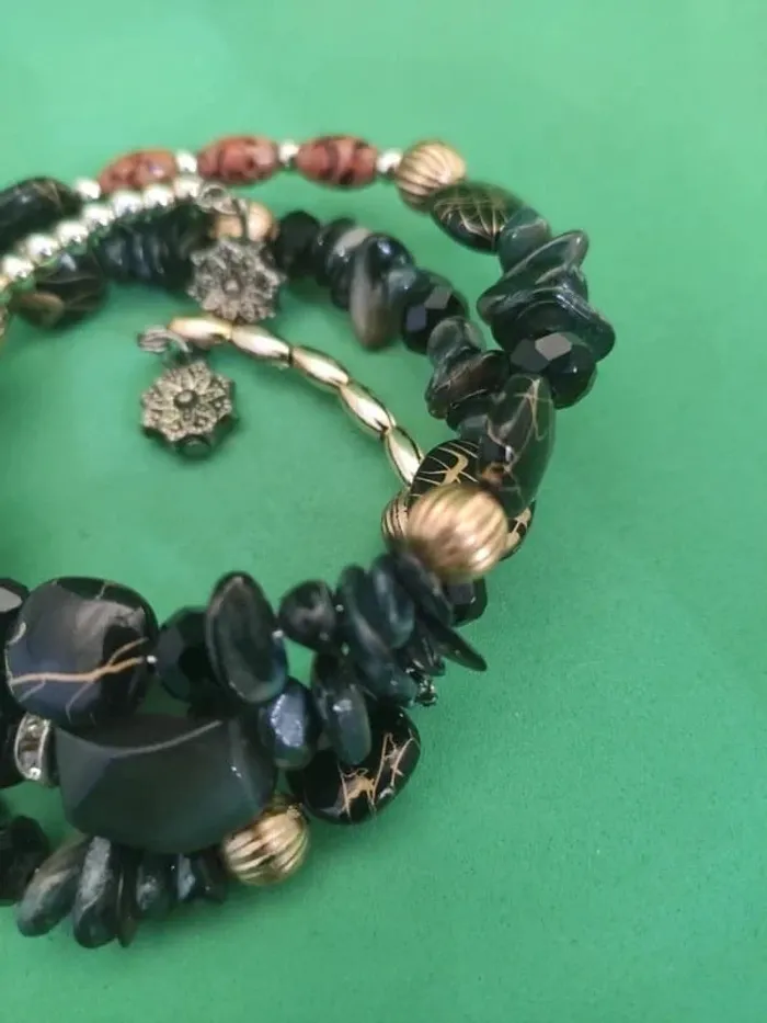 Bracelet Perles noir et doré - photo numéro 4